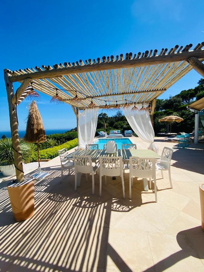 Villa Jucanos - Vue Mer Panoramique Golfe De St-Tropez Cavalaire-sur-Mer Exteriör bild